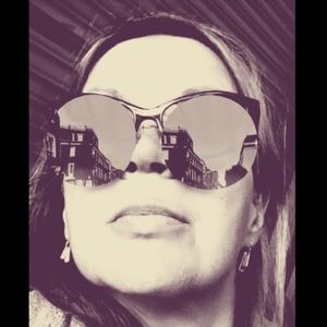 Meet your Posher, Shelley